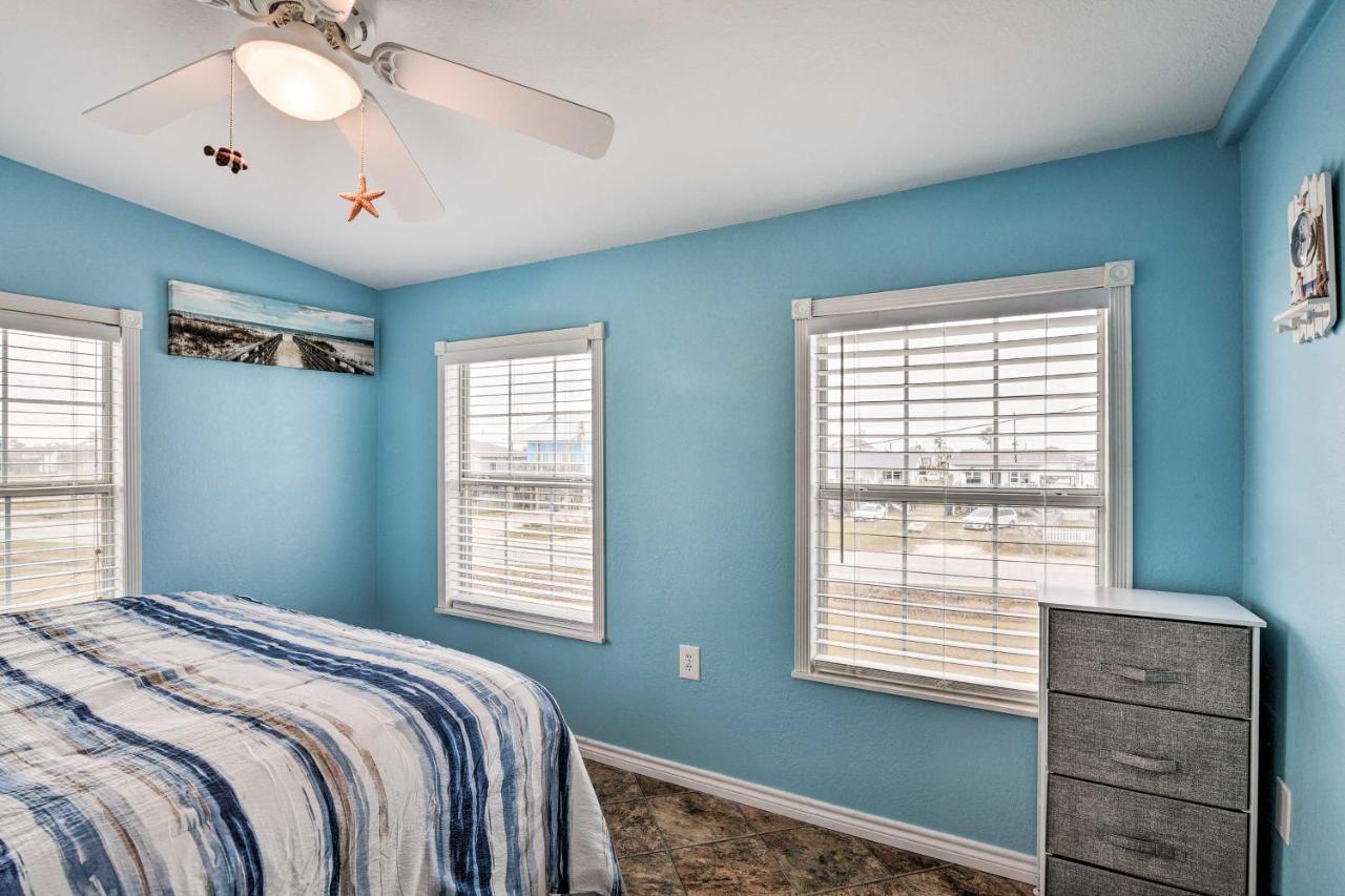 Surfside Beach Gem With Deck - 1 Block To Shore! Freeport Esterno foto