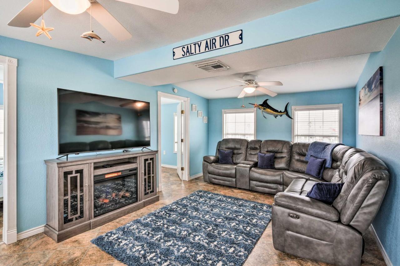 Surfside Beach Gem With Deck - 1 Block To Shore! Freeport Esterno foto