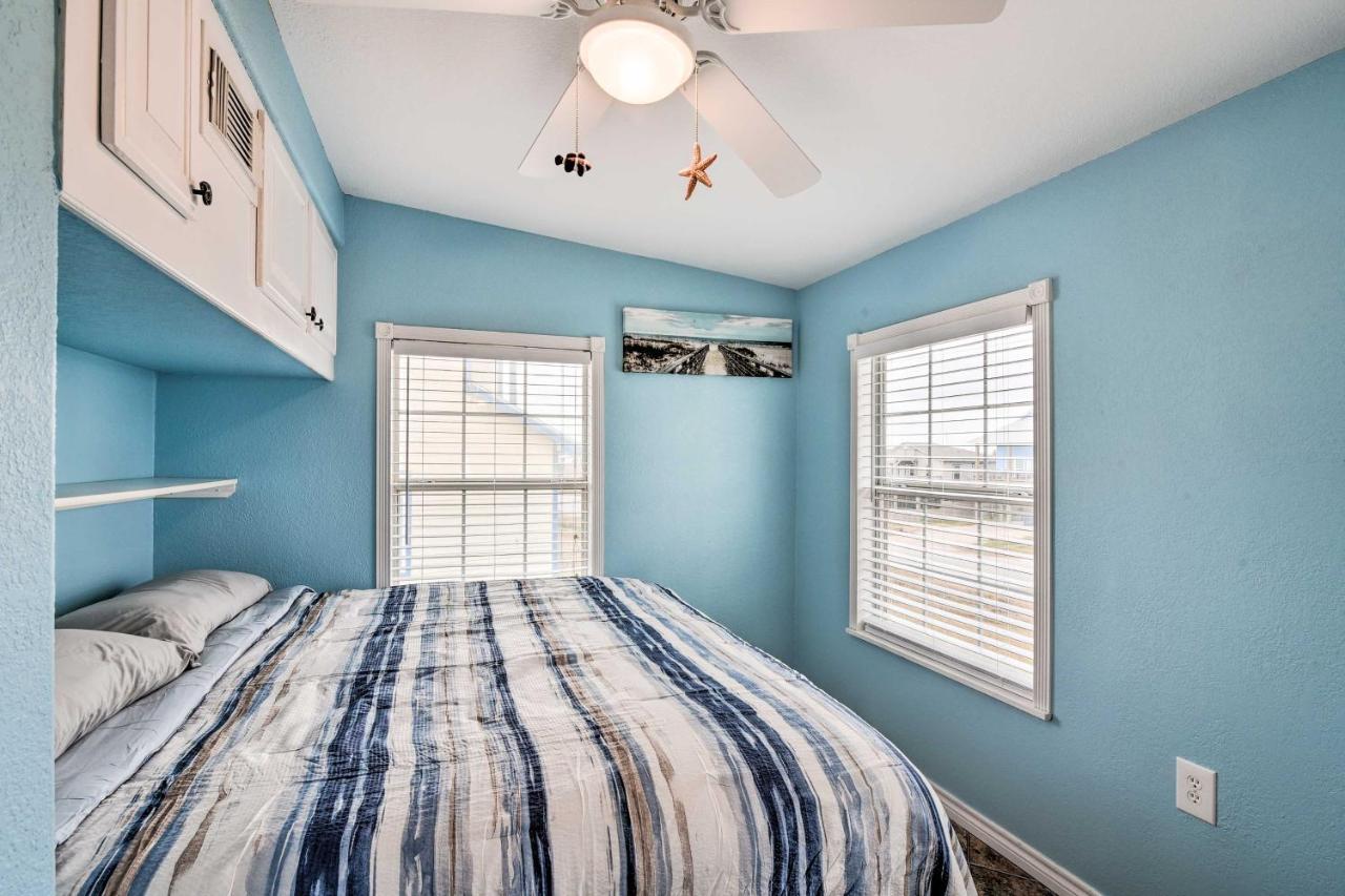 Surfside Beach Gem With Deck - 1 Block To Shore! Freeport Esterno foto