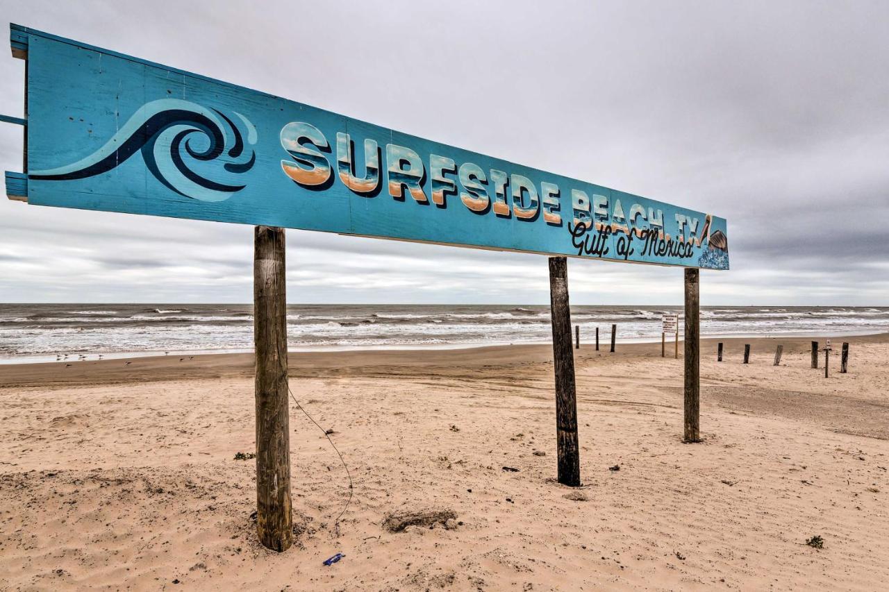 Surfside Beach Gem With Deck - 1 Block To Shore! Freeport Esterno foto